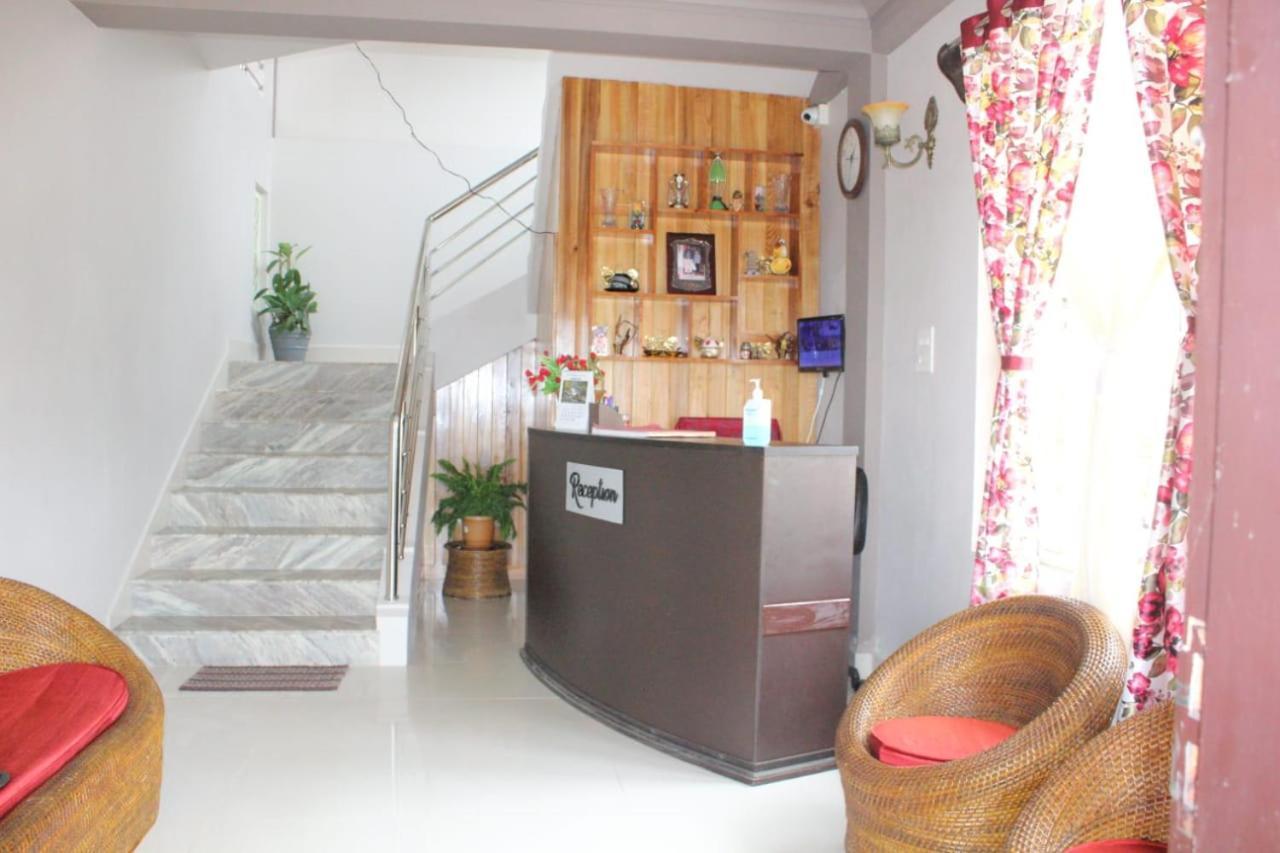 The Escapade Inn Czerapuńdżi Zewnętrze zdjęcie